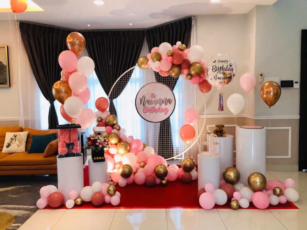 Luxurious Balloon Photo Booth